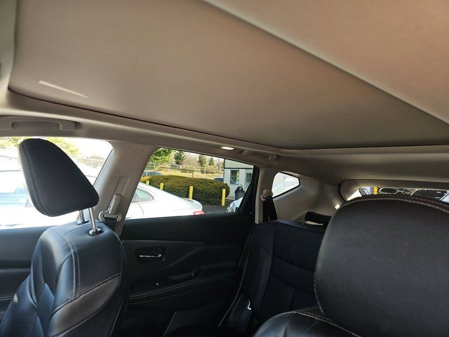 2023 Nissan Murano SL