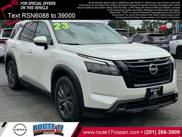 2023 Nissan Pathfinder SV 4WD