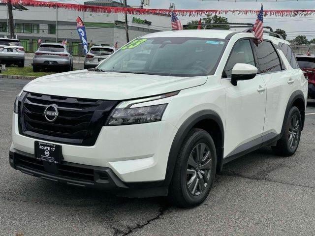 2023 Nissan Pathfinder SV 4WD