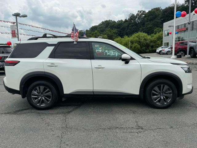 2023 Nissan Pathfinder SV 4WD