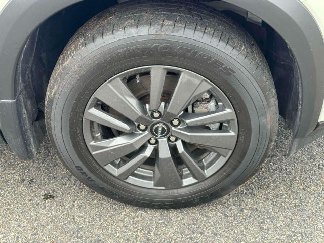 2023 Nissan Pathfinder SV 4WD