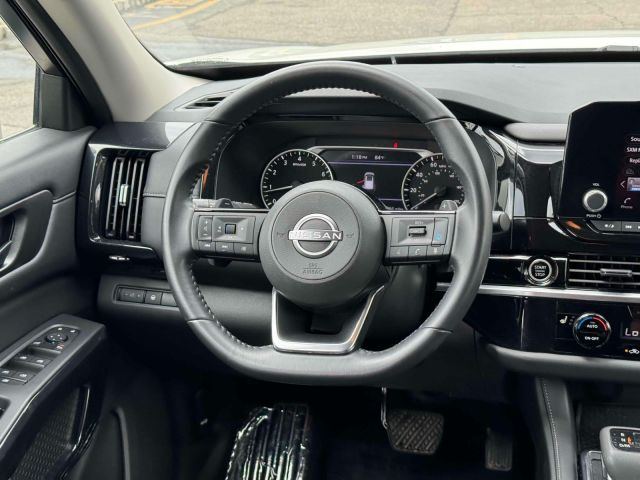 2023 Nissan Pathfinder SV 4WD