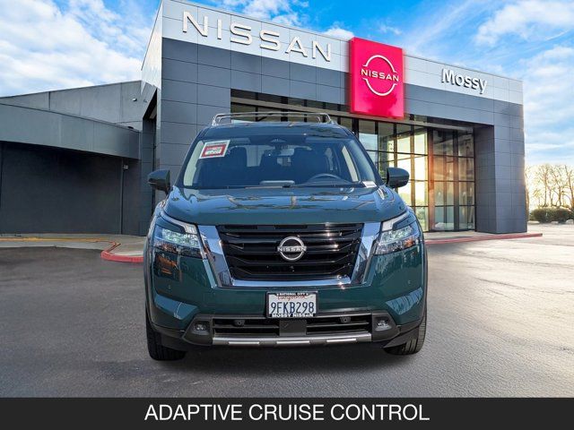 2023 Nissan Pathfinder SL 2023 Nissan Pathfinder SL