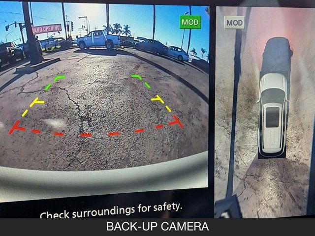 2023 Nissan Pathfinder SL 2023 Nissan Pathfinder SL