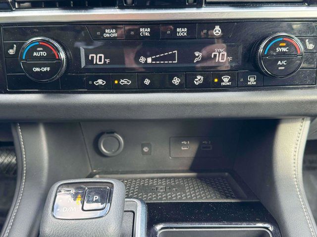 2023 Nissan Pathfinder SL 2023 Nissan Pathfinder SL