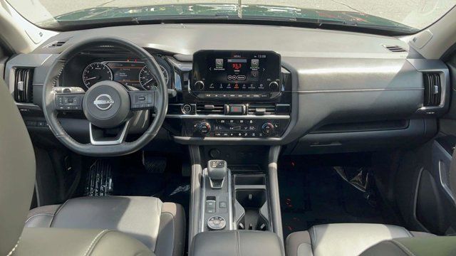 2023 Nissan Pathfinder SL 2023 Nissan Pathfinder SL