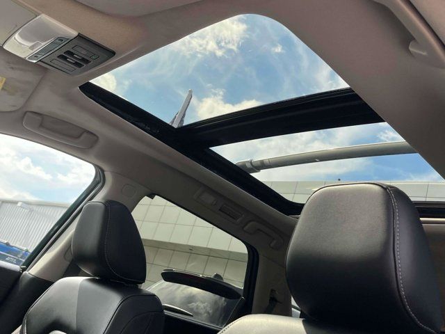 2023 Nissan Pathfinder SL 2023 Nissan Pathfinder SL