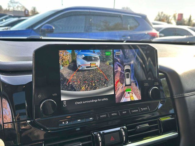 2023 Nissan Pathfinder Platinum