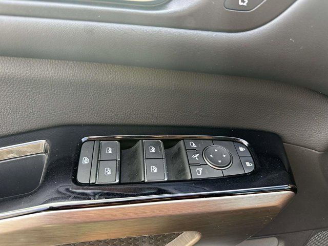 2023 Nissan Pathfinder Platinum 2023 Nissan Pathfinder Platinum