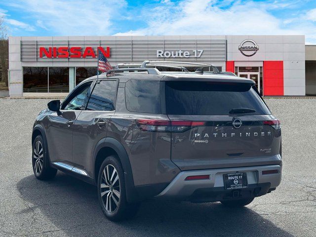 2023 Nissan Pathfinder Platinum
