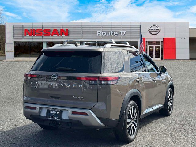 2023 Nissan Pathfinder Platinum