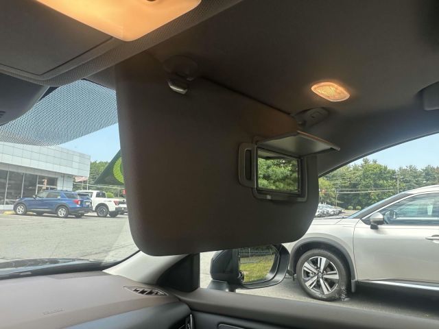 2023 Nissan Rogue AWD SV
