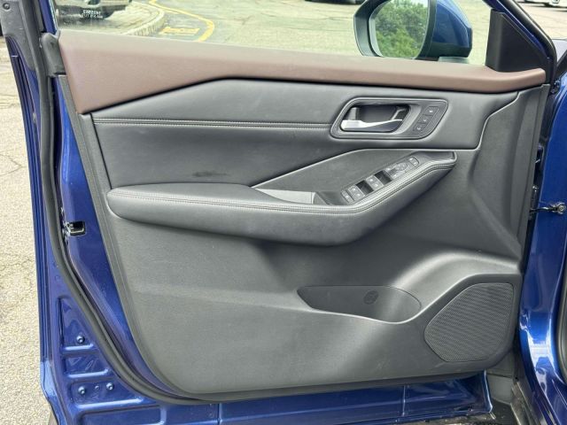 2023 Nissan Rogue AWD SL