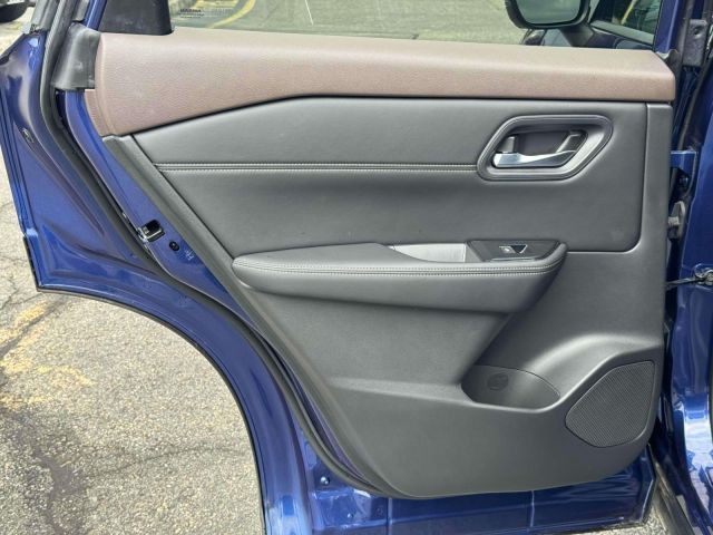 2023 Nissan Rogue AWD SL