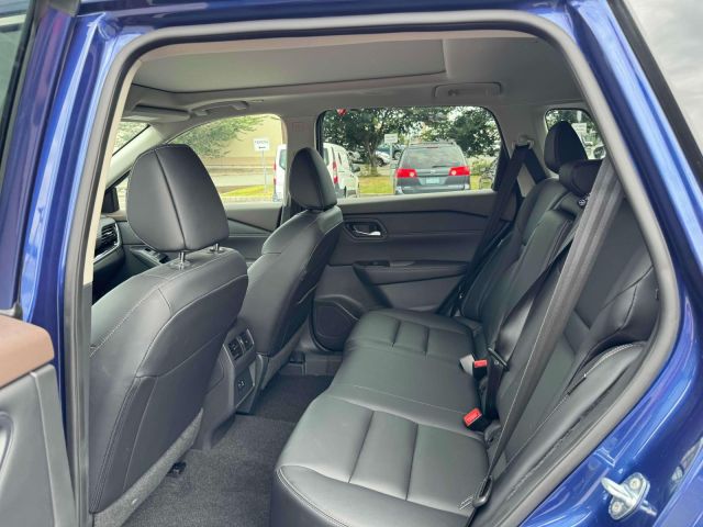 2023 Nissan Rogue AWD SL