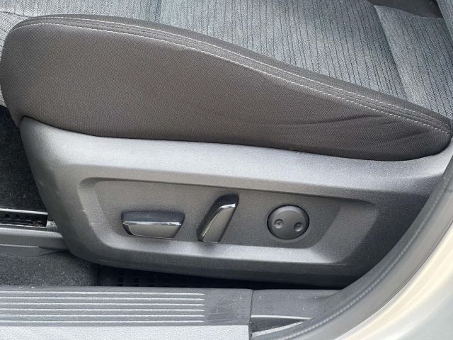 2023 Nissan Rogue AWD SV *Ltd Avail*