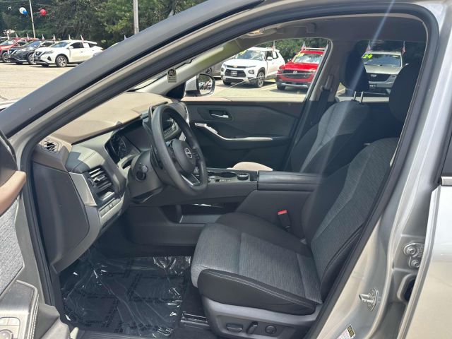 2023 Nissan Rogue AWD SV *Ltd Avail*
