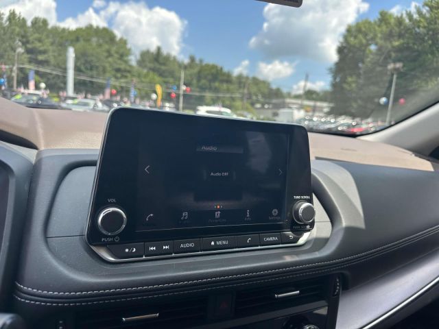 2023 Nissan Rogue AWD SV *Ltd Avail*