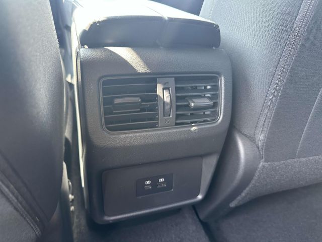 2023 Nissan Rogue AWD SV *Ltd Avail*