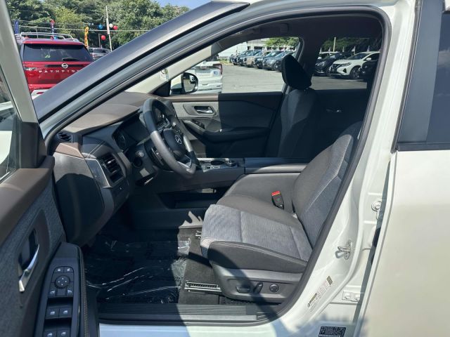 2023 Nissan Rogue AWD SV *Ltd Avail*
