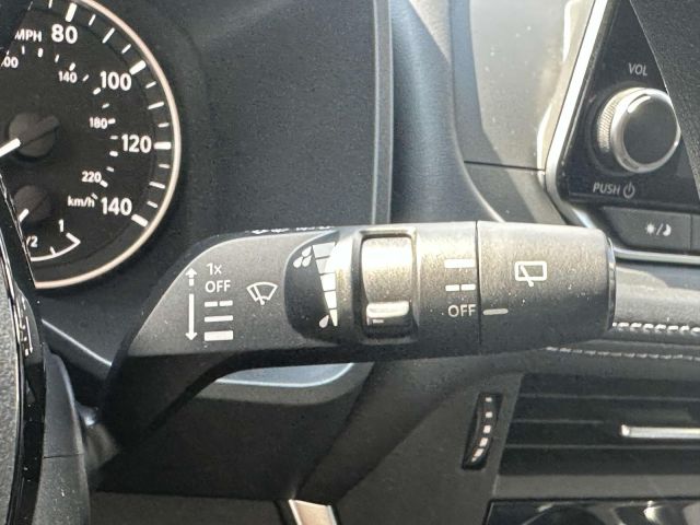 2023 Nissan Rogue AWD SV *Ltd Avail*