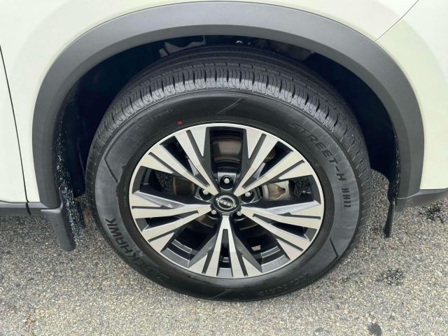 2023 Nissan Rogue AWD SV *Ltd Avail*