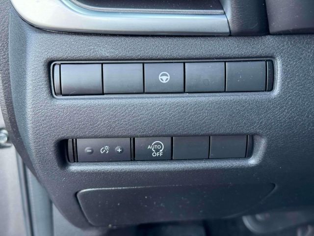 2023 Nissan Rogue AWD SV