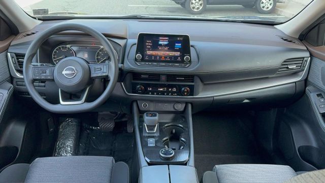 2023 Nissan Rogue AWD SV