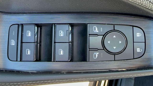 2023 Nissan Rogue AWD SV *Ltd Avail*