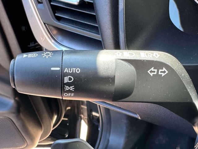 2023 Nissan Rogue AWD SV *Ltd Avail*