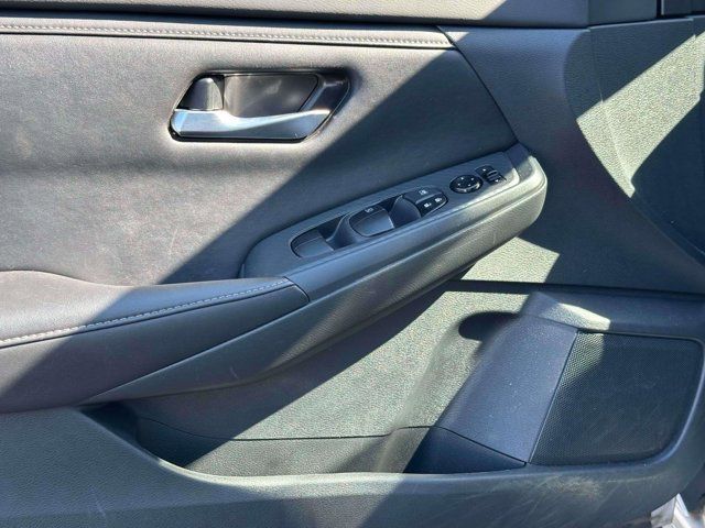 2023 Nissan Sentra SV 2023 Nissan Sentra SV