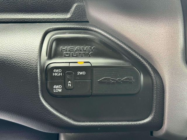 2023 Ram 2500 Big Horn 4x4 Crew Cab 8 Box