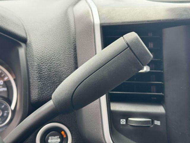 2023 Ram 2500 Big Horn 4x4 Crew Cab 8 Box