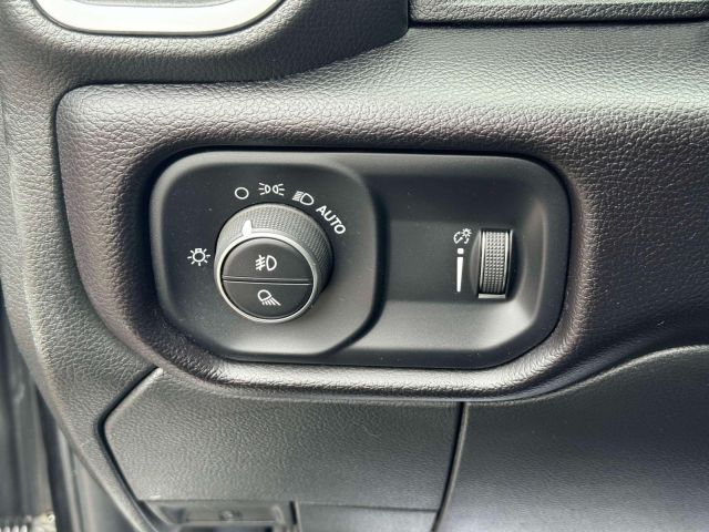 2023 Ram 2500 Big Horn 4x4 Crew Cab 8 Box