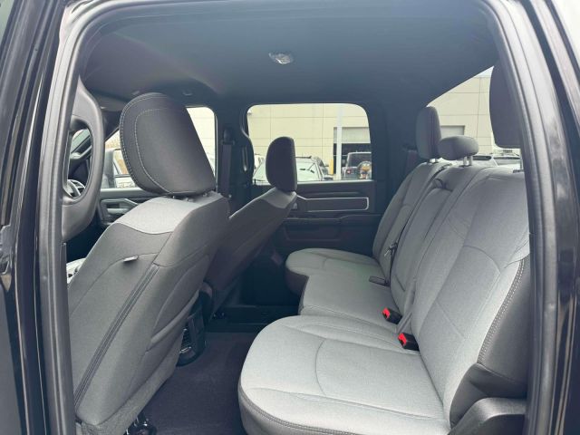 2023 Ram 2500 Big Horn 4x4 Crew Cab 8 Box