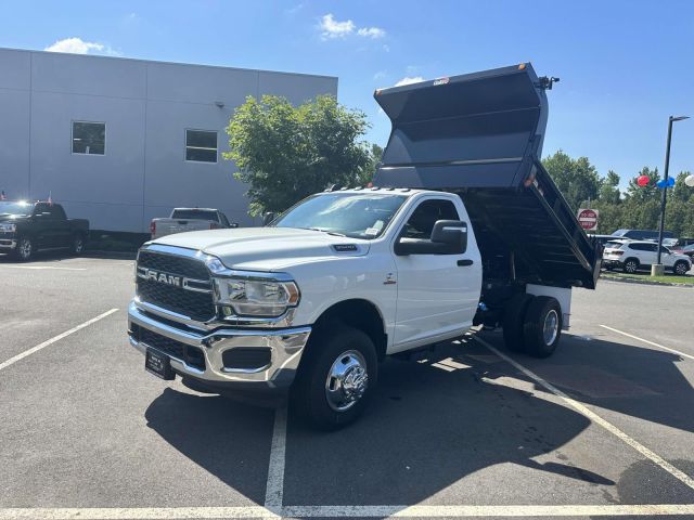 2023 Ram 3500 Chassis Cab Tradesman 4WD Reg Cab 60 CA 143.5 WB