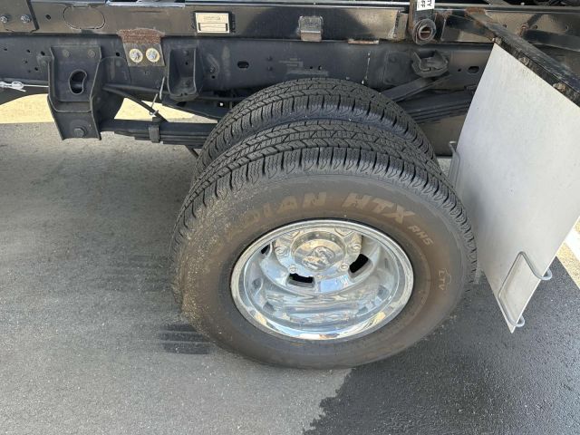 2023 Ram 3500 Chassis Cab Tradesman 4WD Reg Cab 60 CA 143.5 WB
