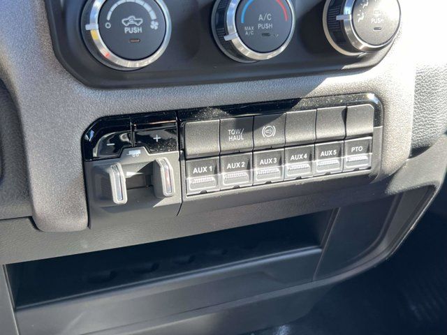 2023 Ram 3500 Chassis Cab Tradesman 2023 Ram 3500 Chassis Cab Tradesman