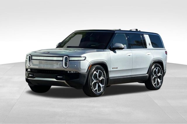 2023 Rivian R1S Adventure 2023 Rivian R1S Adventure