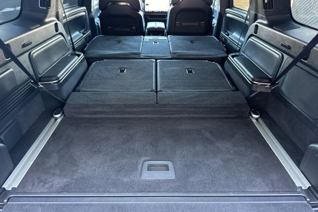 2023 Rivian R1S Adventure 2023 Rivian R1S Adventure