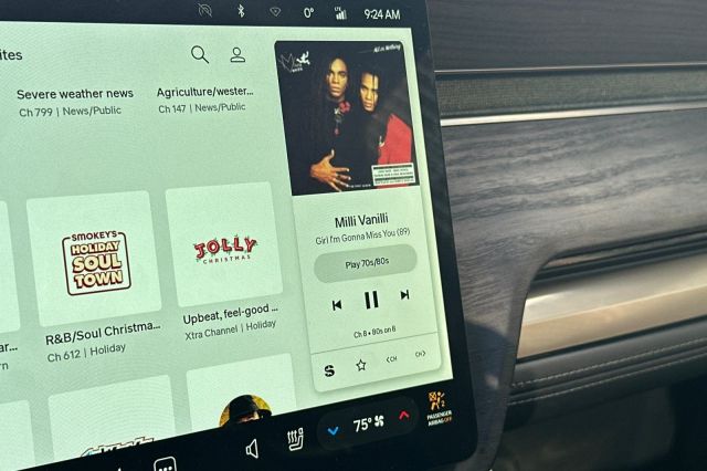 2023 Rivian R1S Adventure 2023 Rivian R1S Adventure