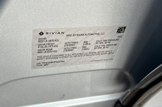 2023 Rivian R1S Adventure 2023 Rivian R1S Adventure