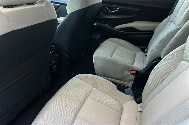 2023 Subaru Ascent Premium 2023 Subaru Ascent Premium