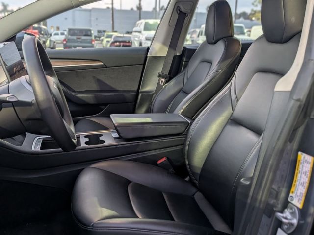 2023 Tesla Model 3 Base 2023 Tesla Model 3 Base