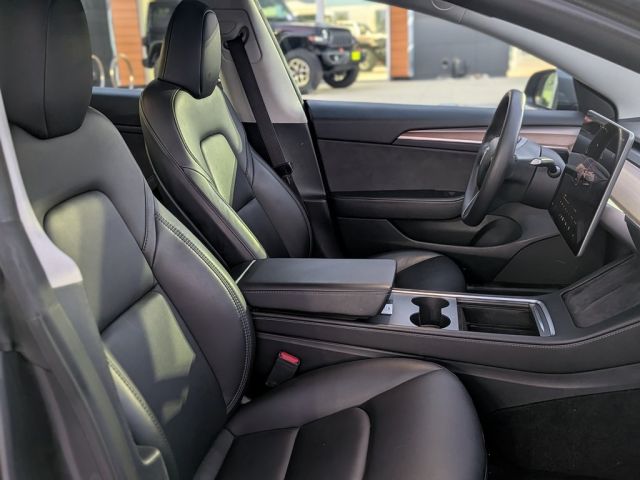 2023 Tesla Model 3 Base 2023 Tesla Model 3 Base