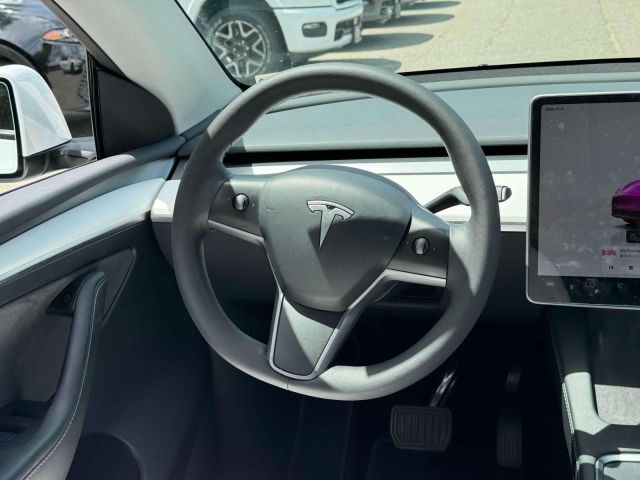2023 Tesla Model Y Long Range AWD