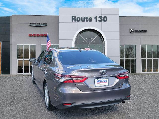 2023 Toyota Camry LE Auto (Natl)