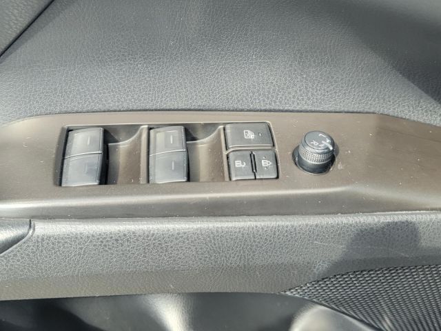 2023 Toyota Camry LE Auto (Natl)