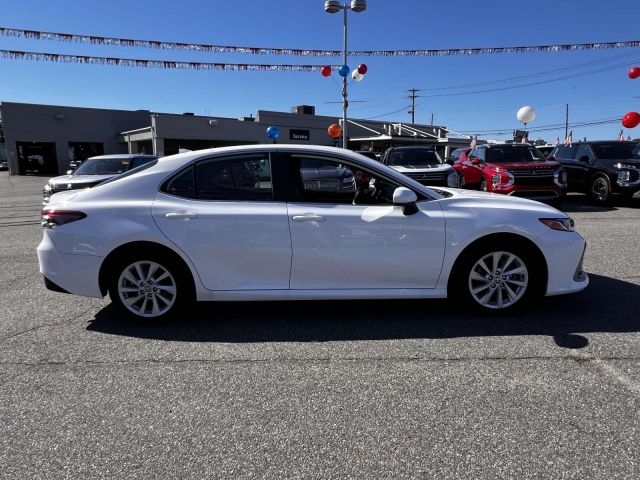 2023 Toyota Camry LE Auto AWD (Natl)