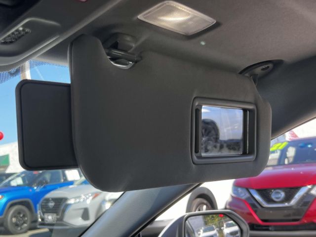 2023 Toyota Camry LE Auto AWD (Natl)
